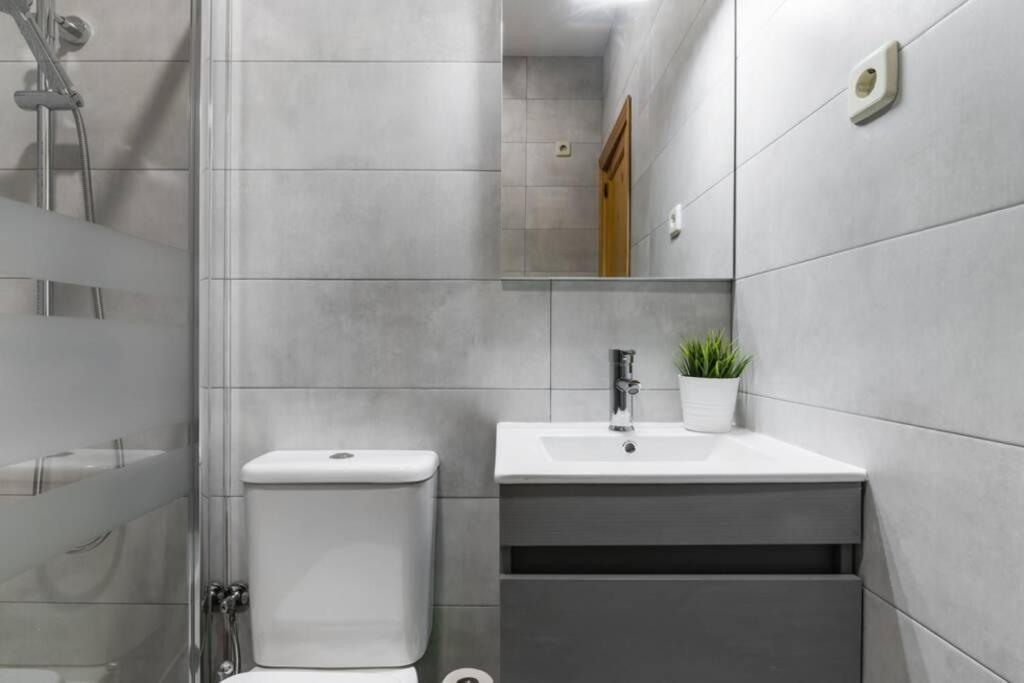 Coqueto Piso En Madrid/Atocha. 4 Personas 2 Hab Apartman Kültér fotó